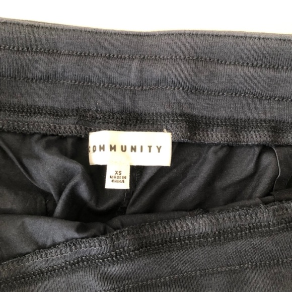 Community - Aritzia - navy cotton pants with elastic waist and cuffs. Si… - Picture 4 of 5